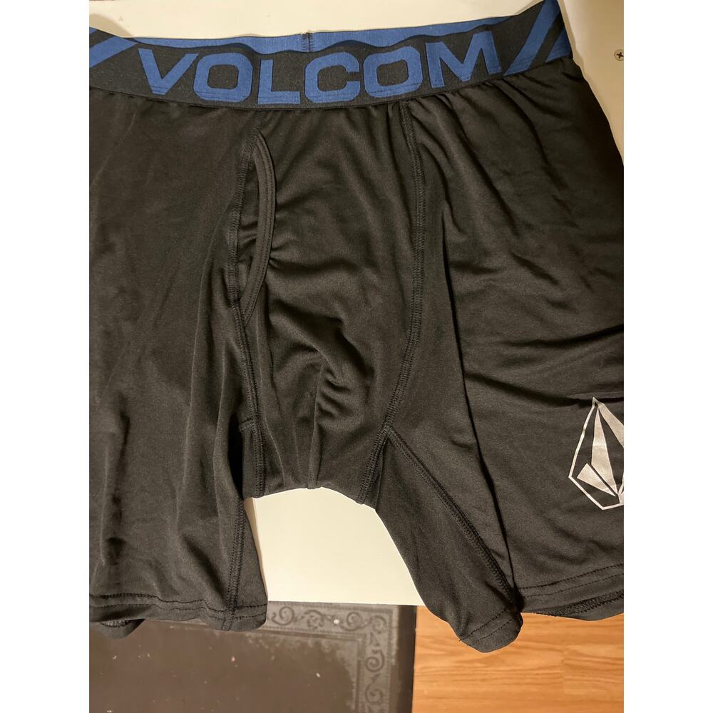 Volcom men’s boxer, briefs size medium